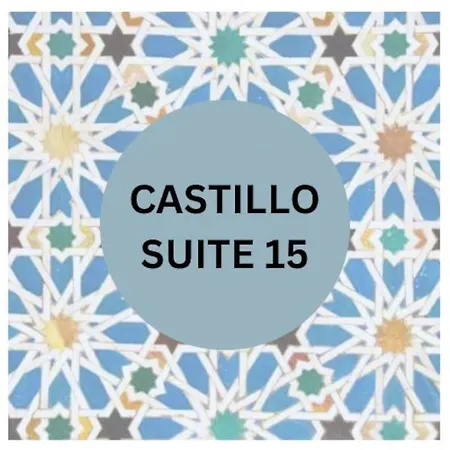 Castillo 15 * Comares